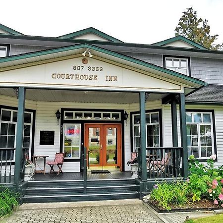 Courthouse Inn Revelstoke Luaran gambar