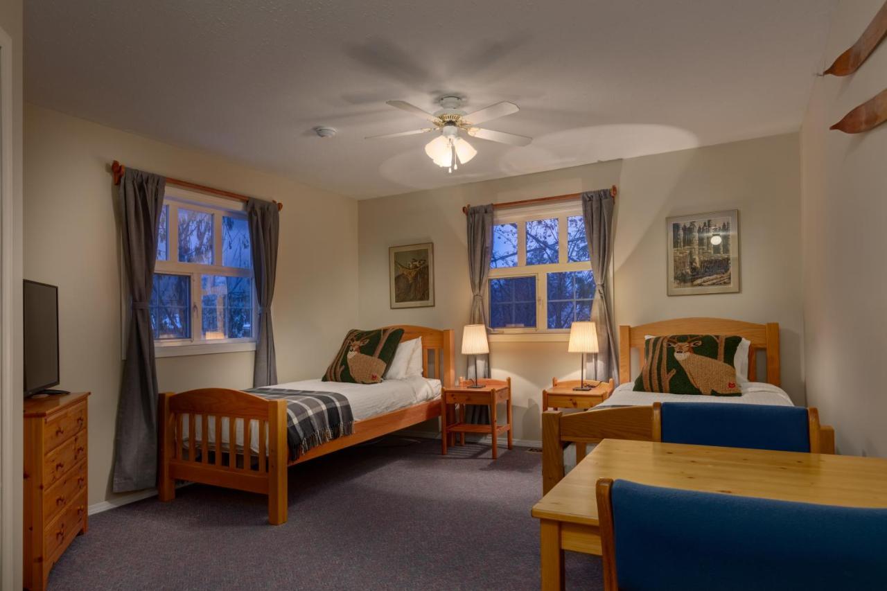 Courthouse Inn Revelstoke Luaran gambar