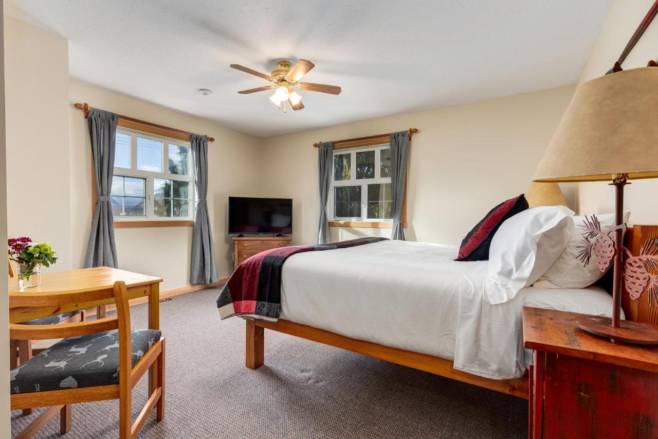 Courthouse Inn Revelstoke Luaran gambar