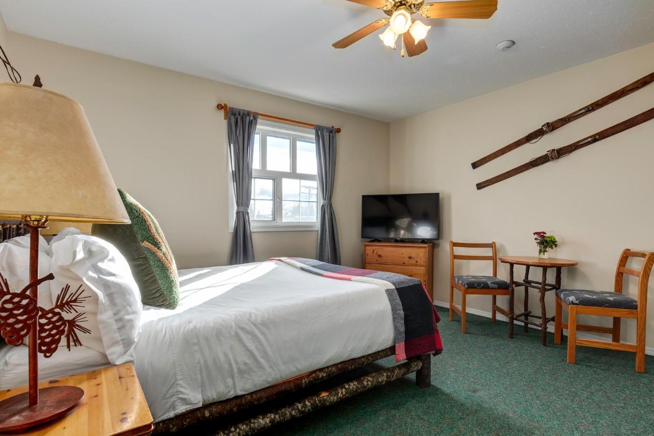 Courthouse Inn Revelstoke Luaran gambar